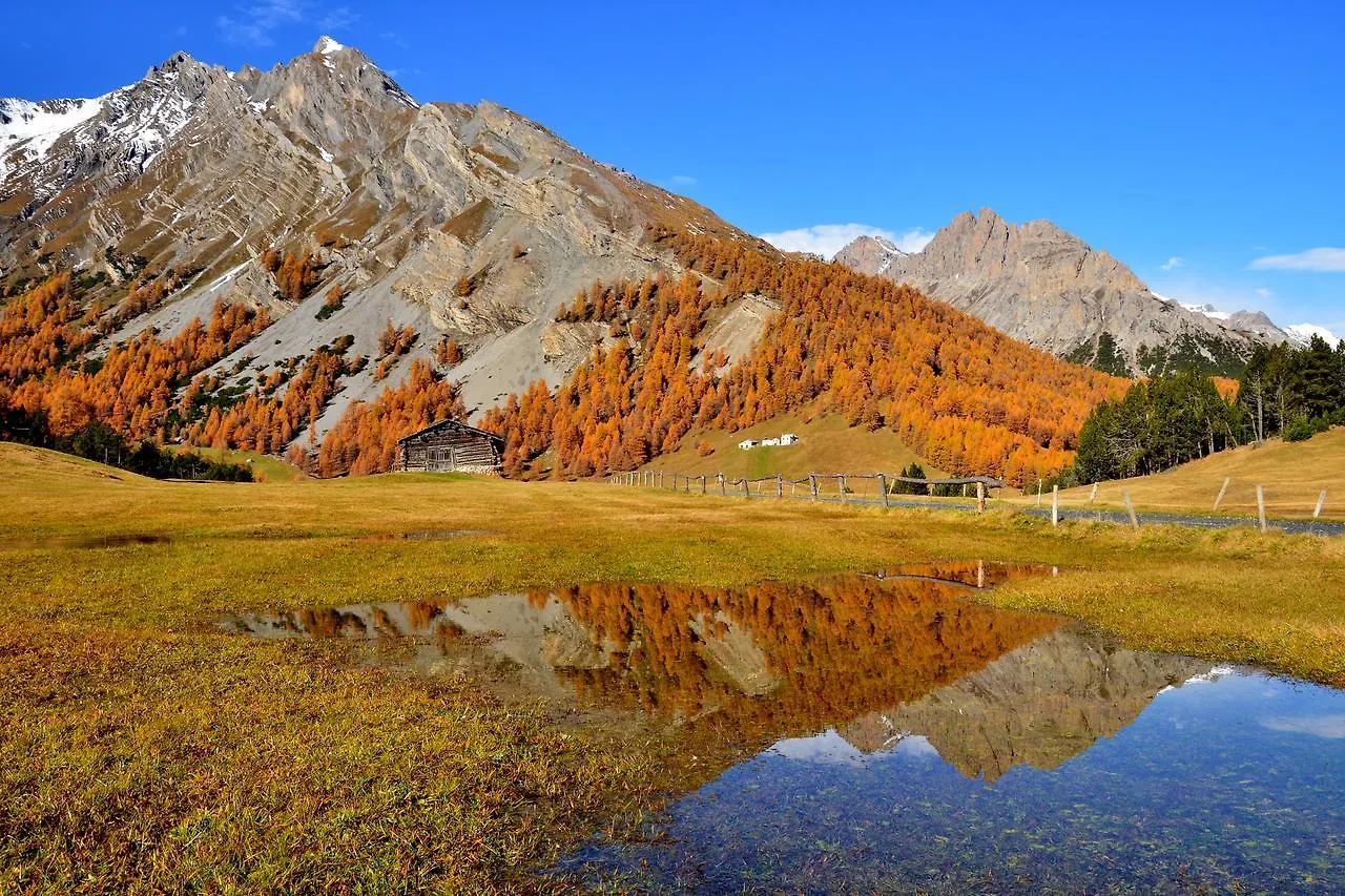 Hotel La Val Isolaccia 2*,