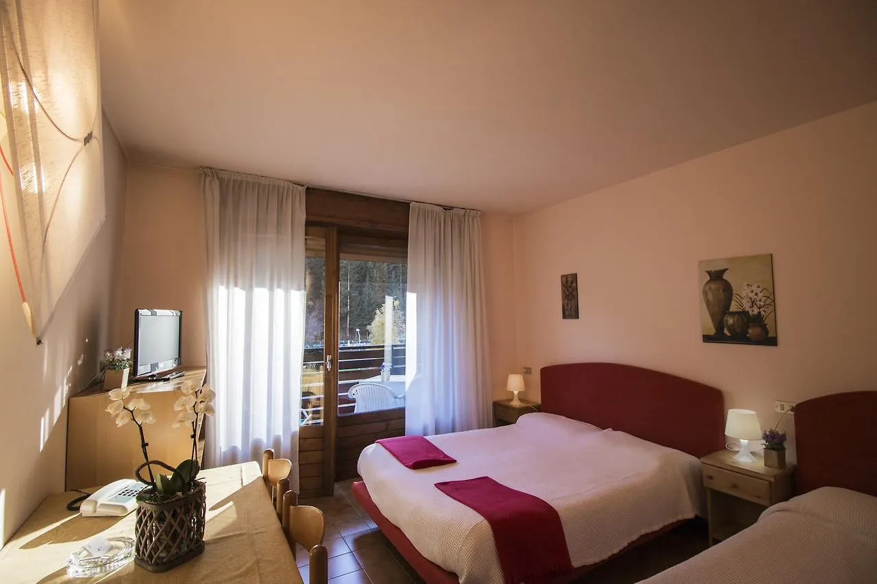**  Hotel La Val Isolaccia Italien