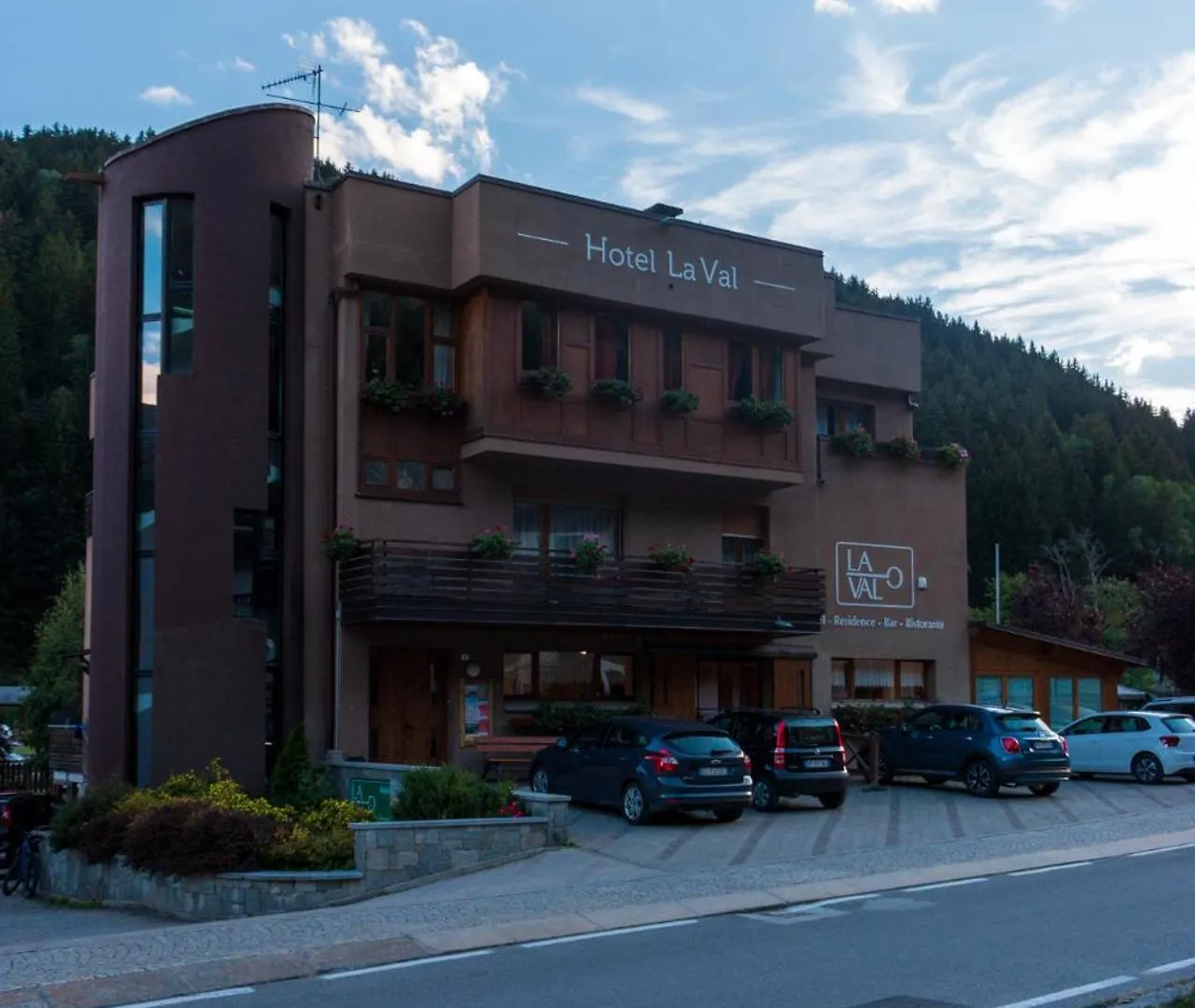 Hotel La Val Isolaccia Italy