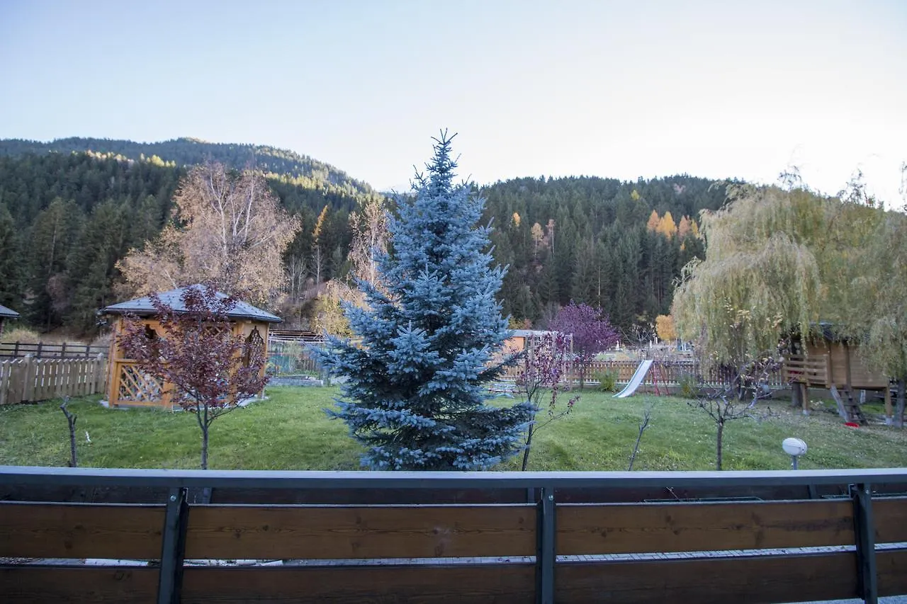 Hotel La Val Isolaccia 2*,